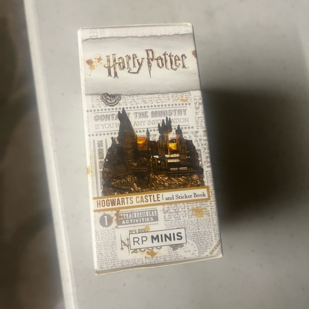 Harry Potter Hogwarts Castle Kit - Picture 5 of 5